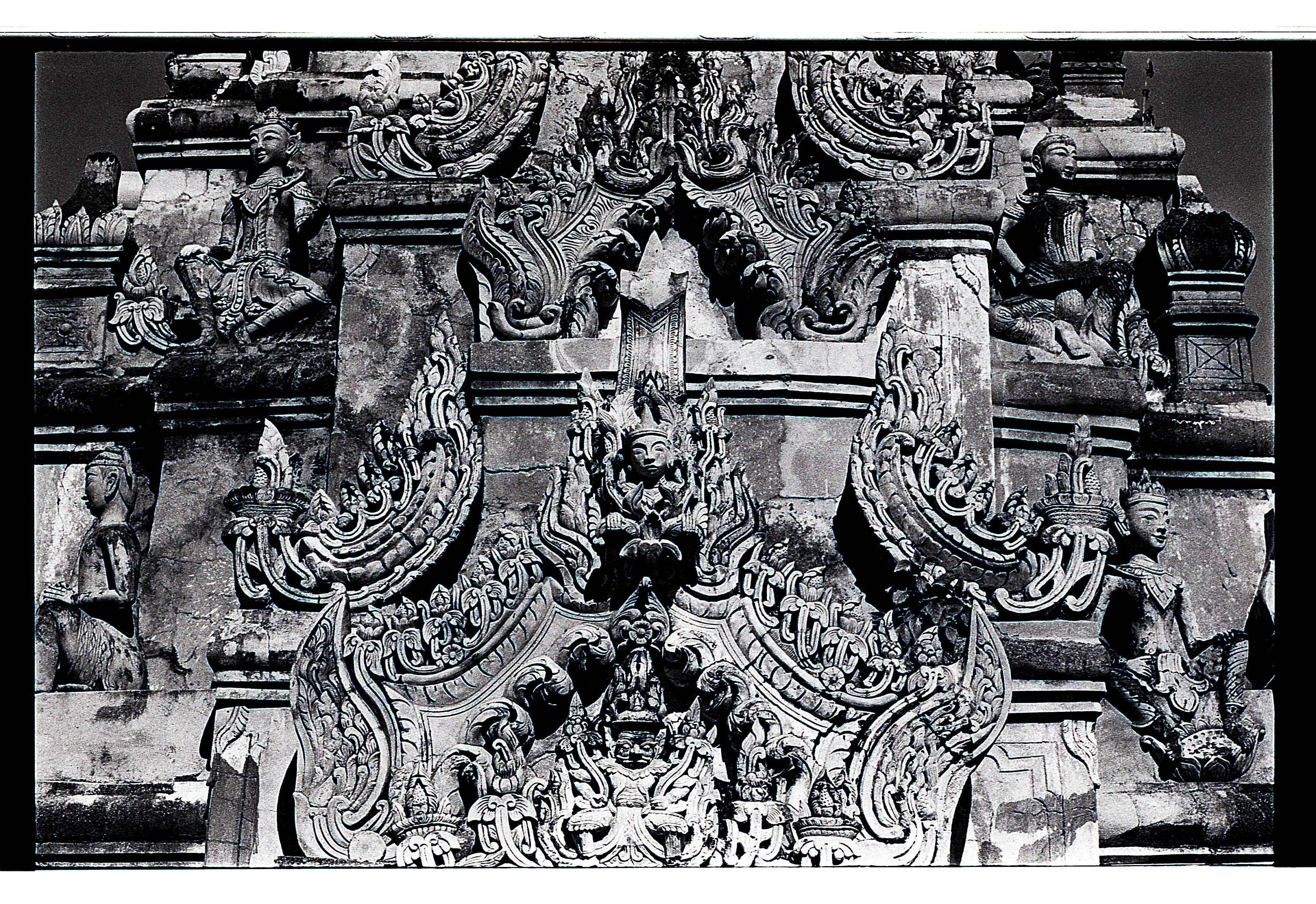 Myanmar Taunggyi Kakku Pagoda Kodak TRI-X 400 Adam Tadros